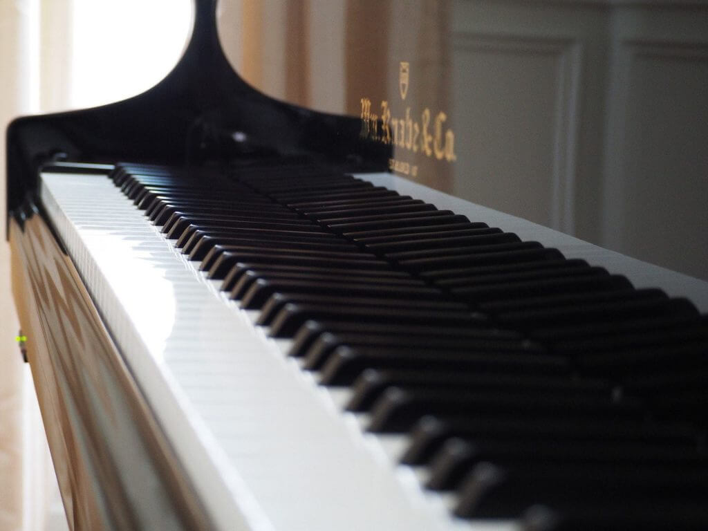 Grand piano tuning deals cost